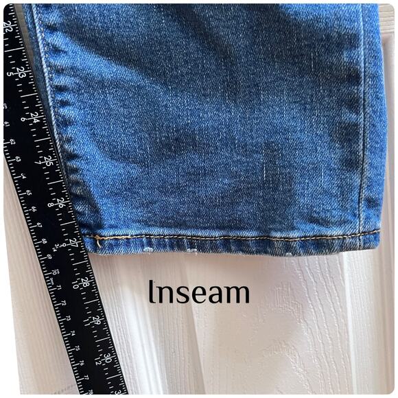 Levi’s Wedgie Straight Button Fly Busted Knee Jeans Size 32x27 Style 349640151 - Picture 7 of 10